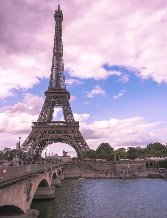 paris-eiffel-tower-sightseeing-landmark-france-tourism